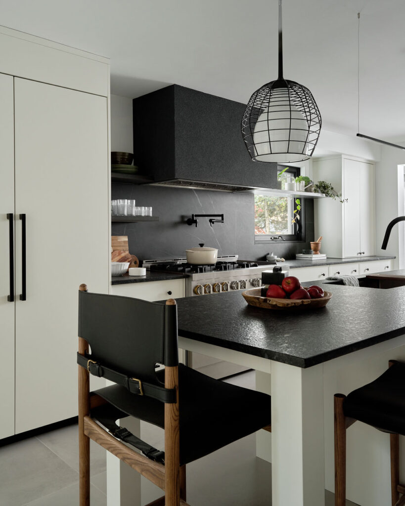 white and black kitchen